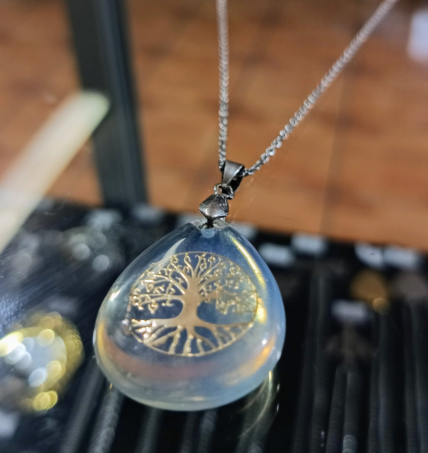 002 Collar de Opalina