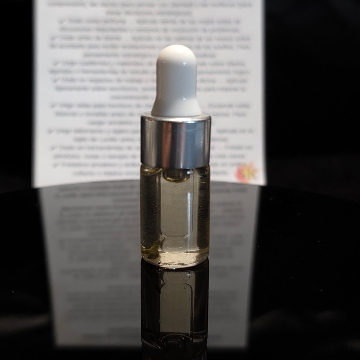 Aceite de empoderamiento divino de Eisheth Zenunim