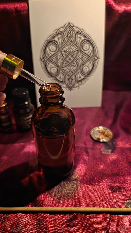 Aceite de empoderamiento divino de Eisheth Zenunim