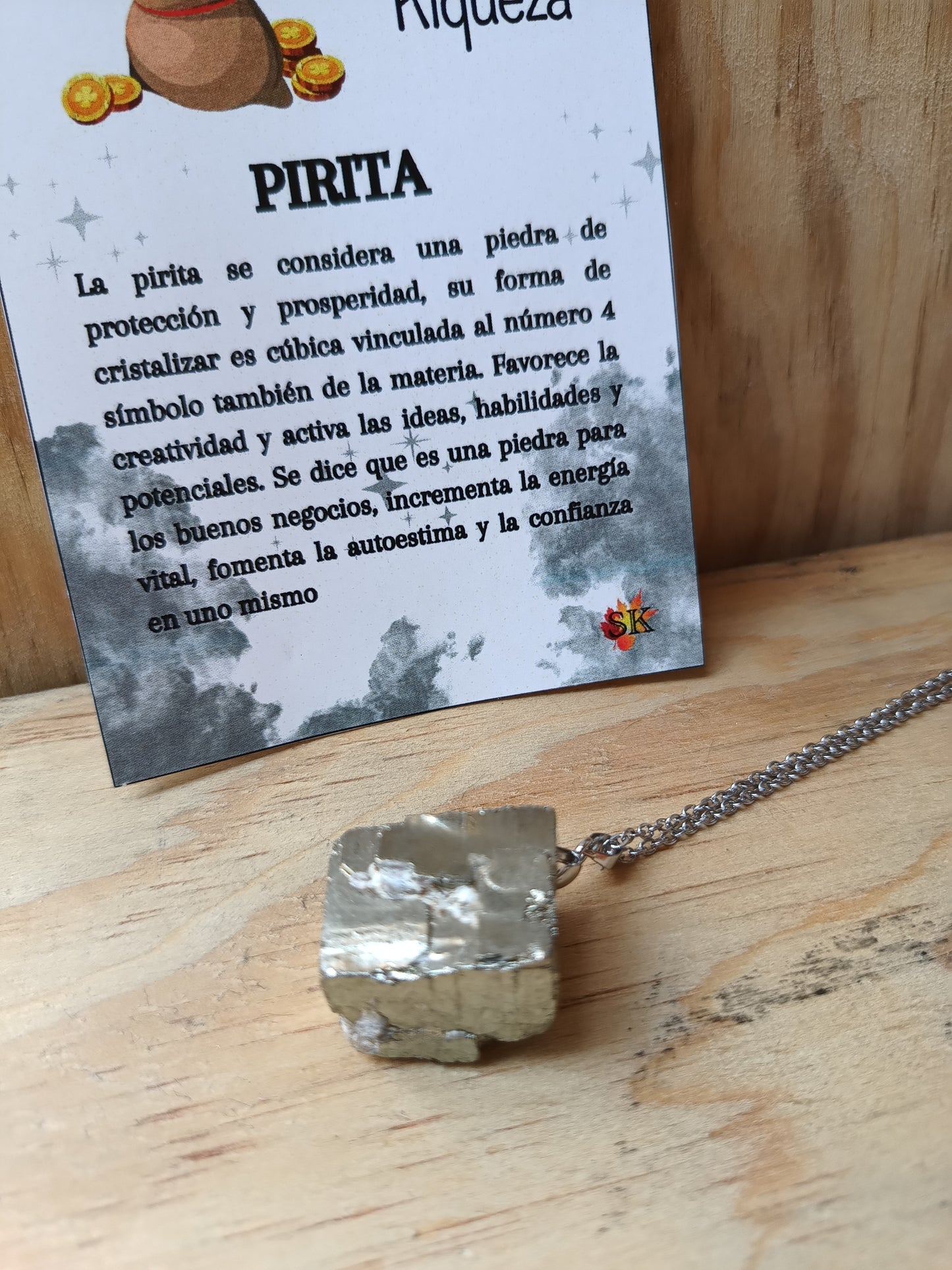 Pirita en Bruto