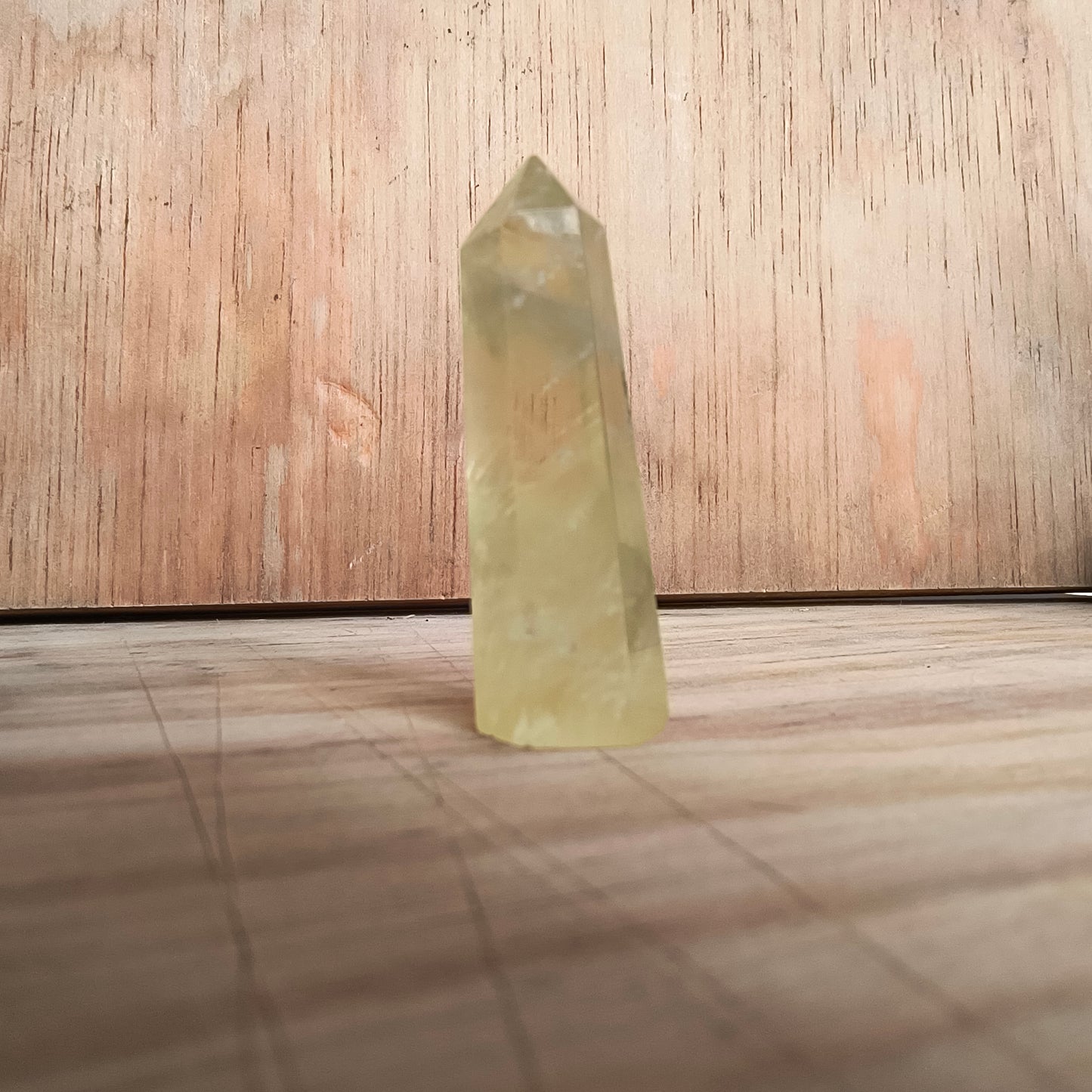 Pequeño Obelisco de Citrino