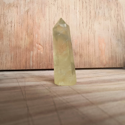 Pequeño Obelisco de Citrino